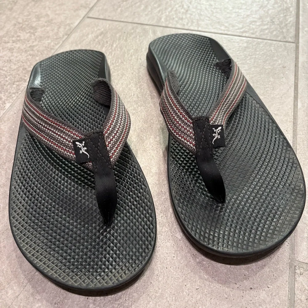 Chaco Black, Maroon/Navy  Flip Flops - Picture 2 of 3